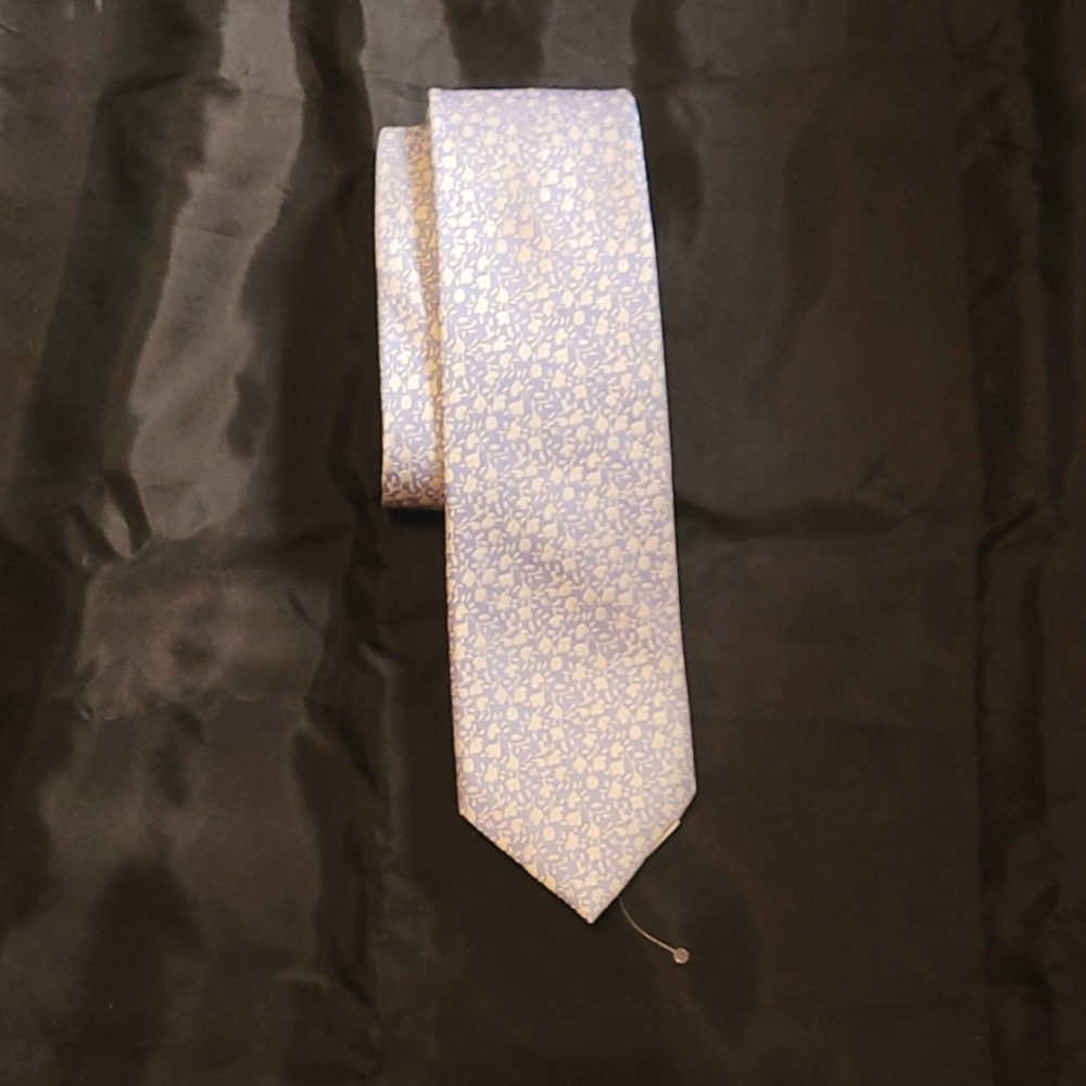 Bertigo 100% Silk Necktie -  Brand New
